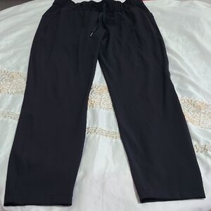 lululemon athletica Black Joggers Size 4